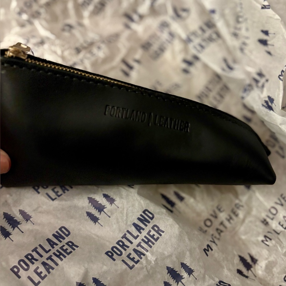 Brand New PLG Portland Leather Goods Alpine Pouch Smooth Black